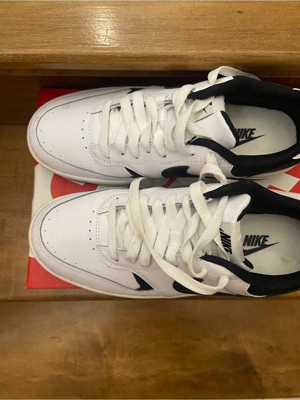 Nike White and Black Women's Sneakers